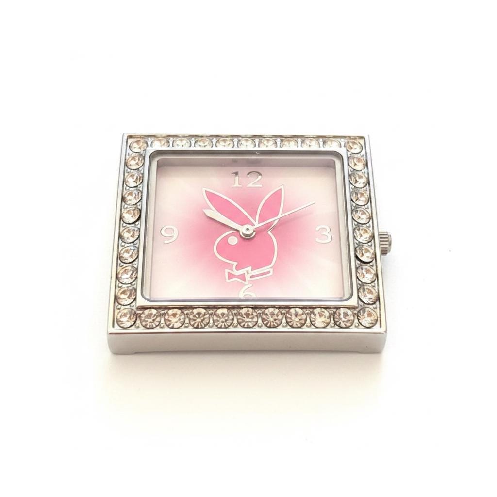 Montre-bracelet rectangulaire Playboy rose à tête de lapin (2004) – Neuve avec étiquettes