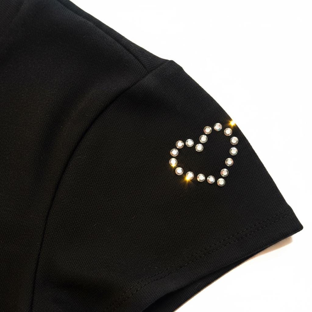 T-shirt nera Santoro Tutti Cuti con cuore di strass (2003) – Nuova con cartellino