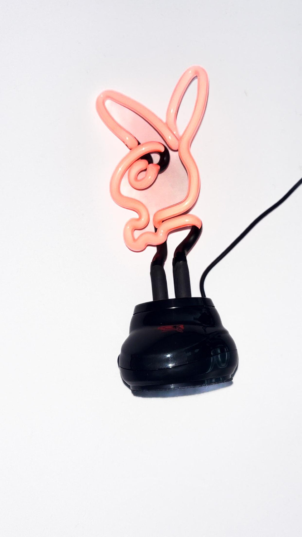 Mini lapin Playboy en néon avec USB et adaptateur secteur – Neuf en boîte