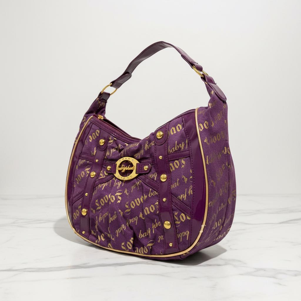 Sac à bandoulière hobo Baby Phat monogramme violet et doré – Avec étiquettes