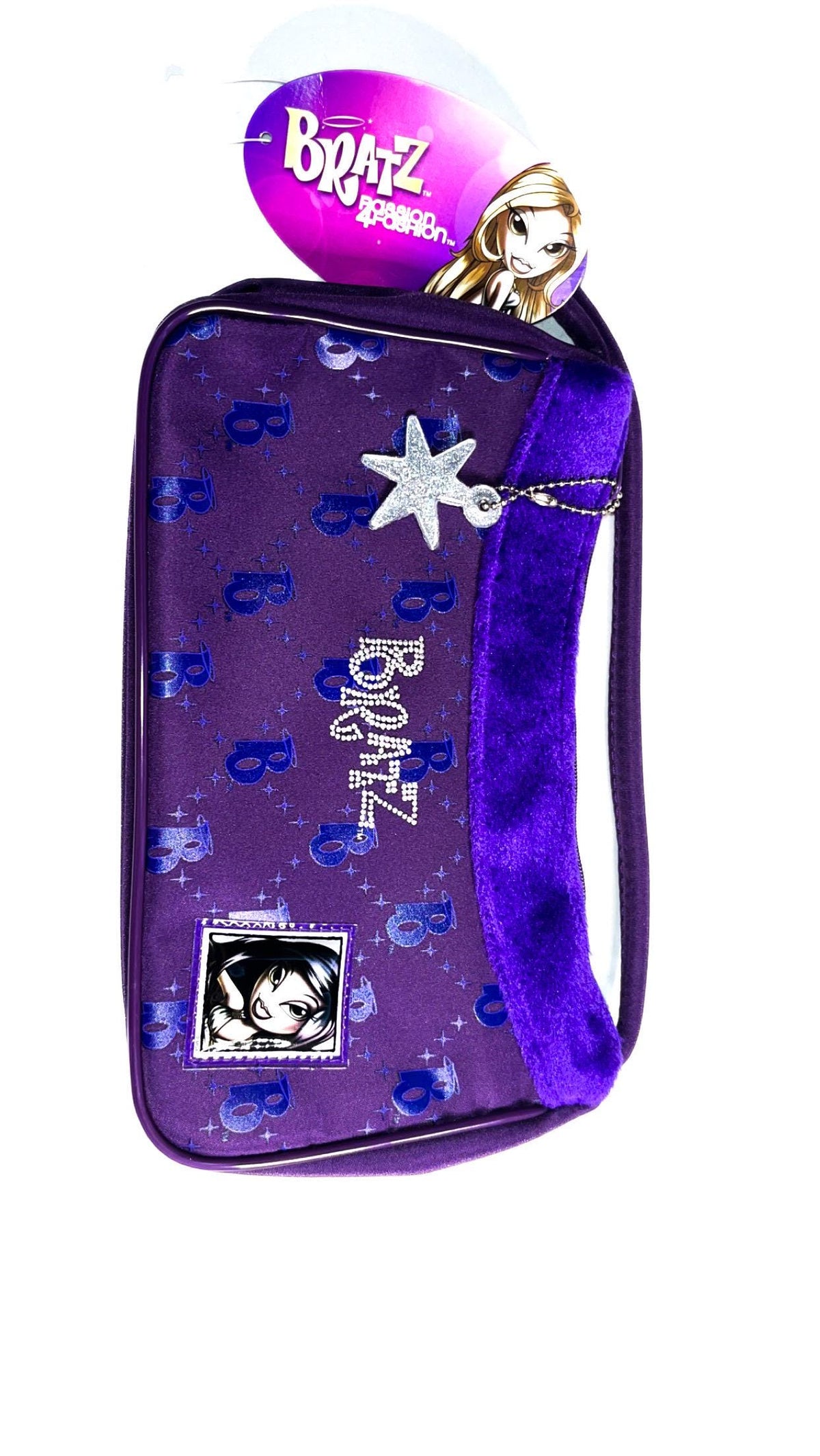 Bolso monográfico morado Jade de Bratz con ribete de piel sintética y colgante de estrella – Nuevo con etiquetas
