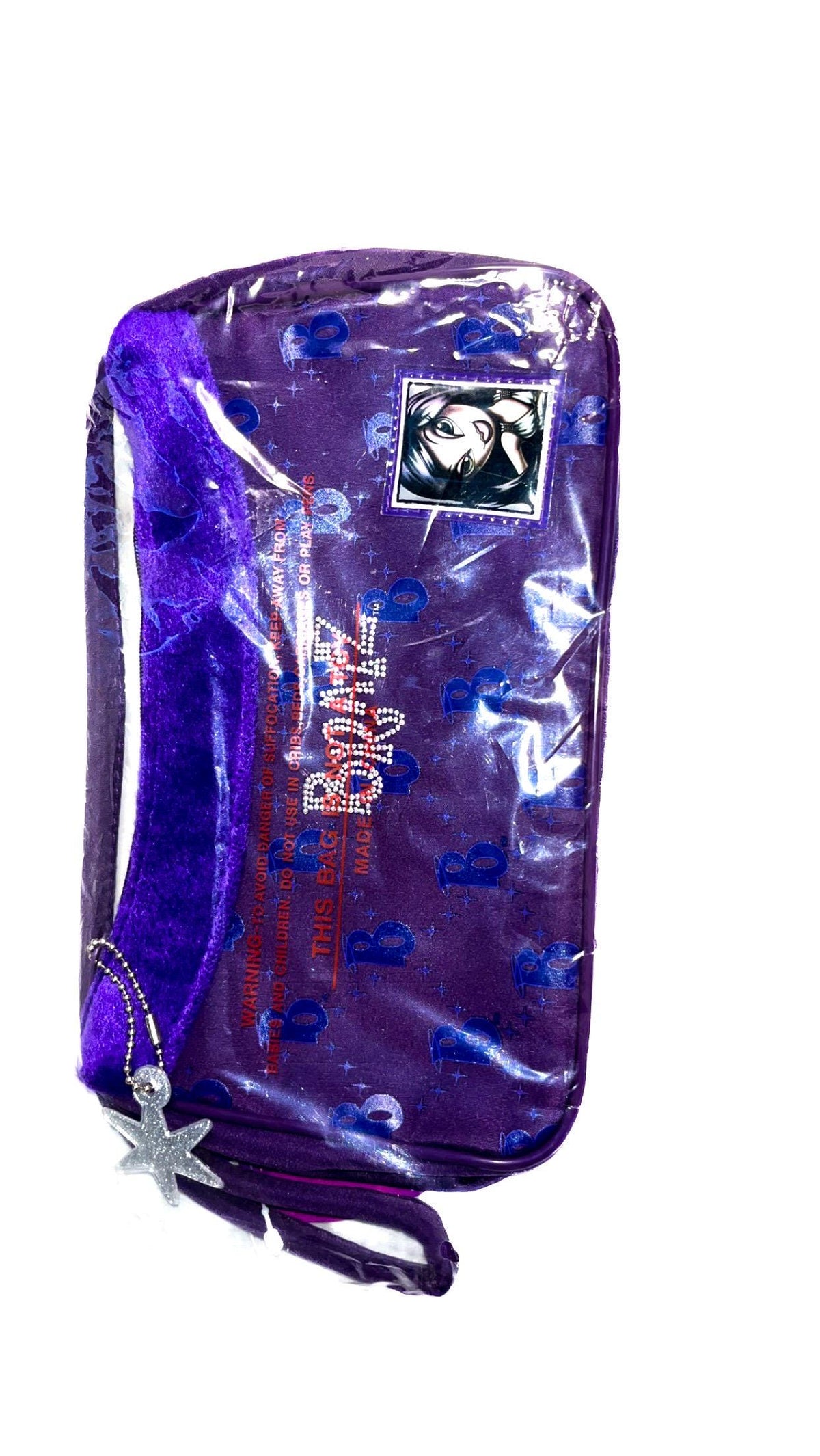 Bolso monográfico morado Jade de Bratz con ribete de piel sintética y colgante de estrella – Nuevo con etiquetas