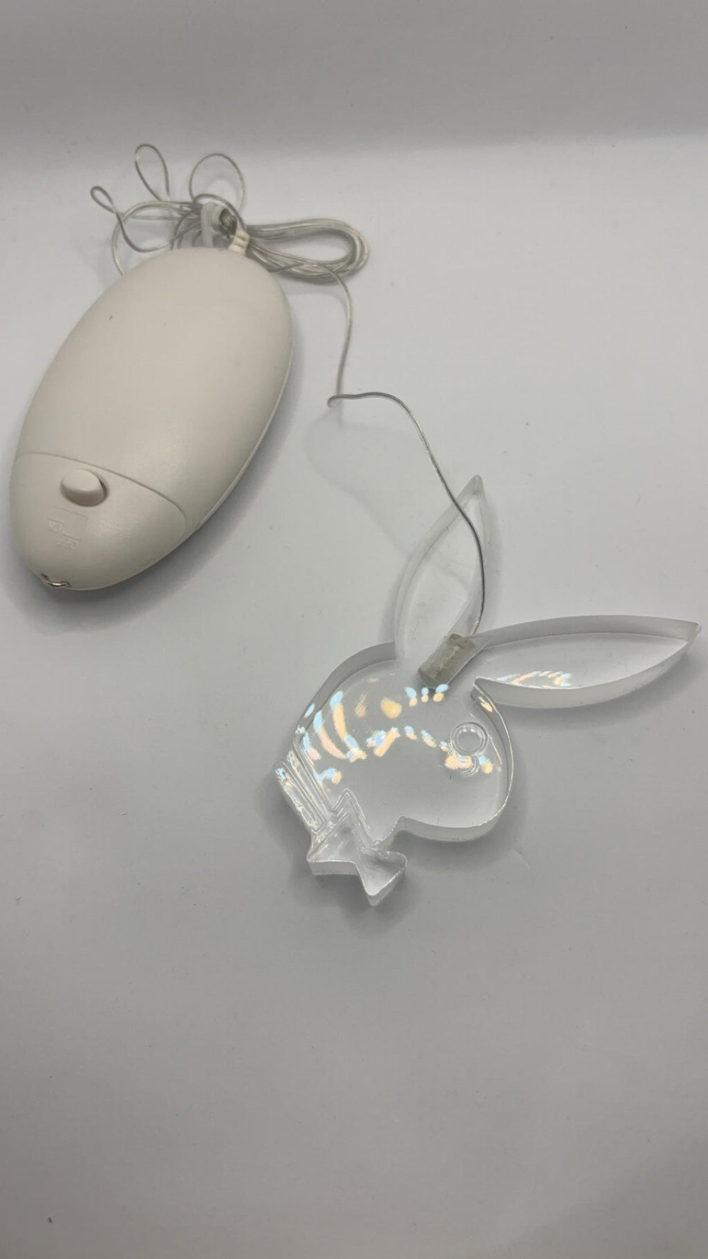 プレイボーイ ラビットヘッド マルチカラーLEDライト（2007年）– 新品未開封
