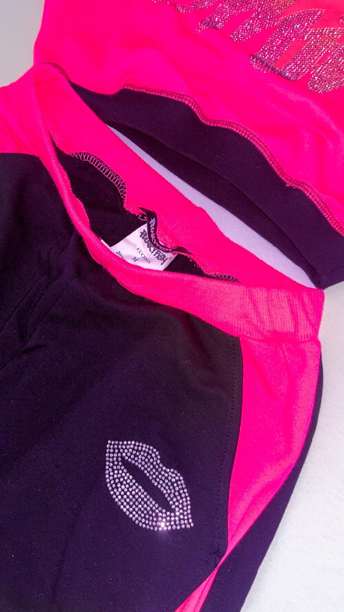 Conjunto de top corto y pantalón fucsia de Punky Fish – M, nuevo con etiquetas