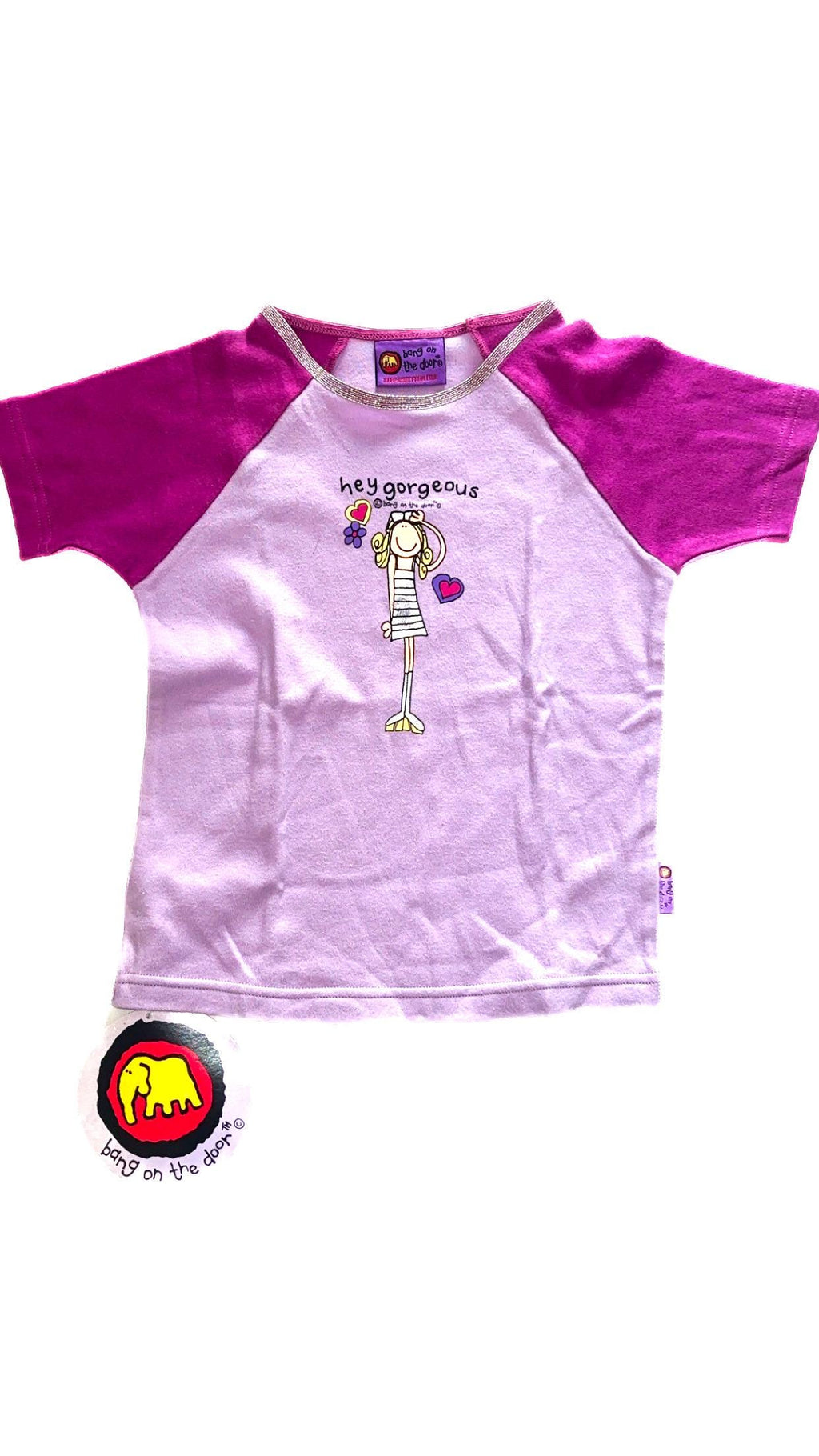 Bang On The Door Hey Gorgeous Lilac キッズTシャツ – 7/8歳、新品タグ付き